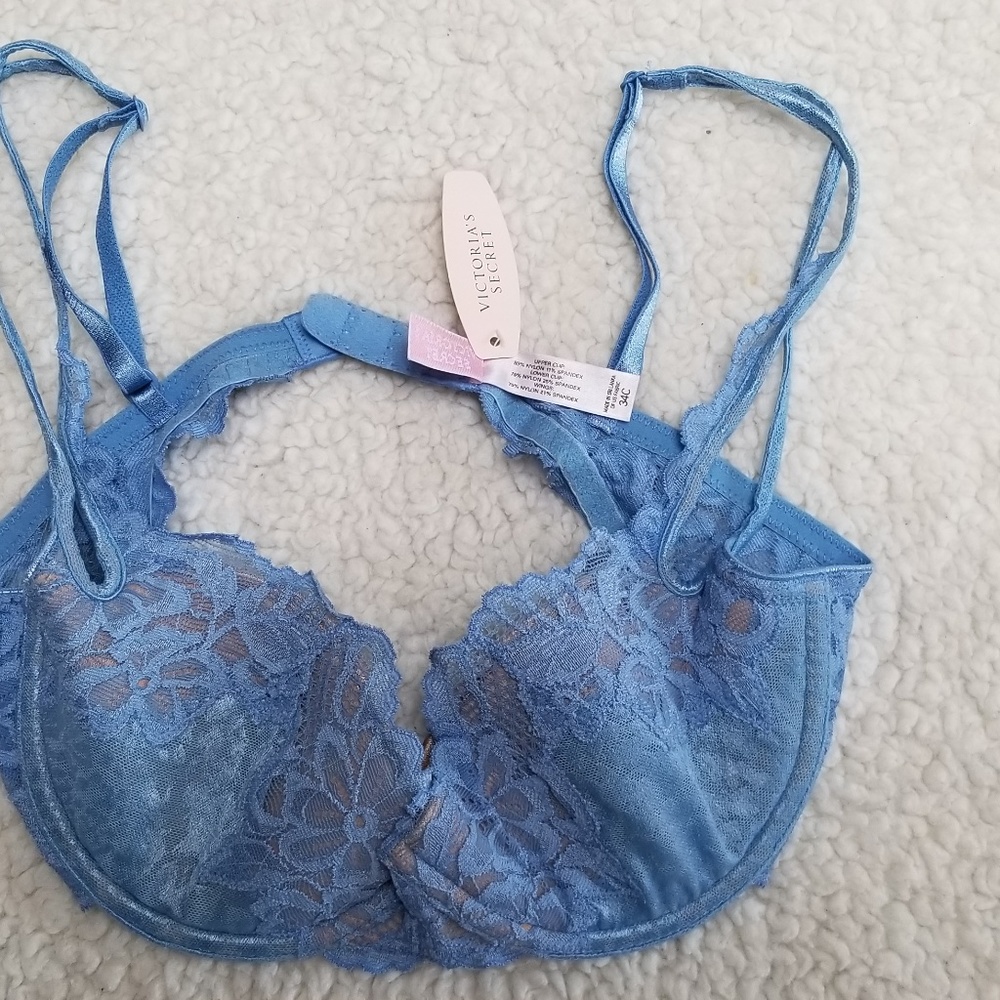NWT Victoria Secret Push Up Bra Lace